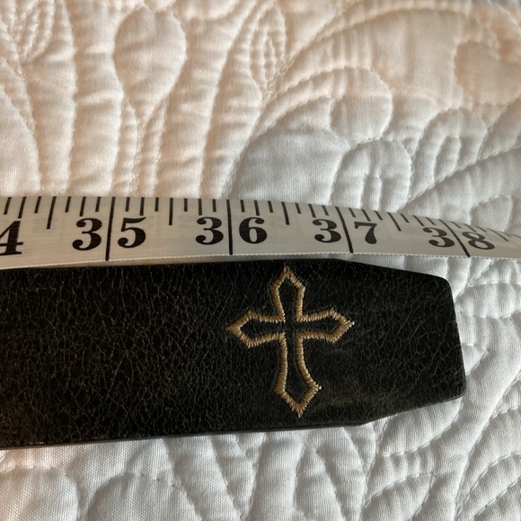 Gorgeous, black, leather western belt by Justin - Picture 5 of 5